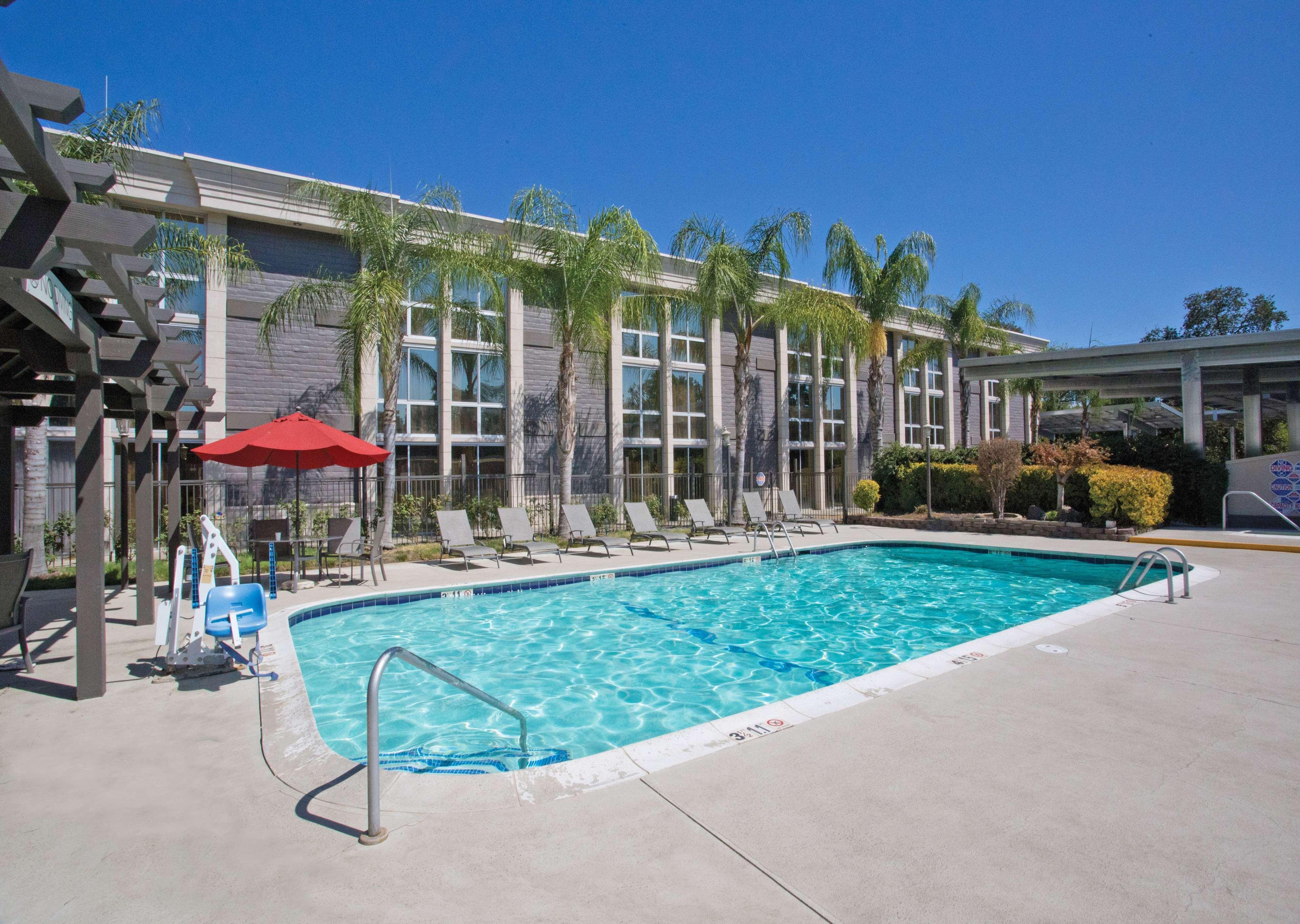 ホテル Doubletree By Hilton Chico, Ca エクステリア 写真